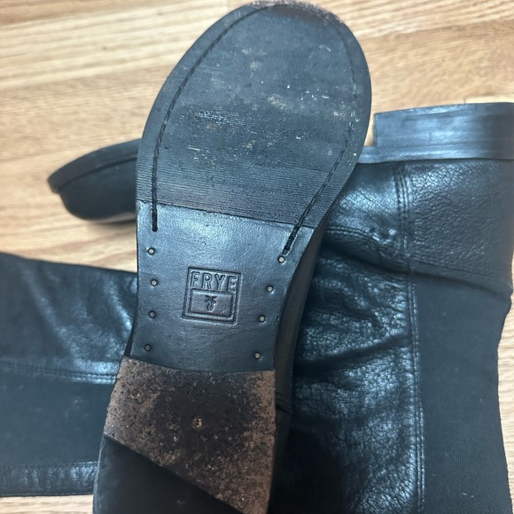 Frye Women's Black Leather Riding Boots Size 6.5 Knee High Casual- elastic back - Picture 3 of 7